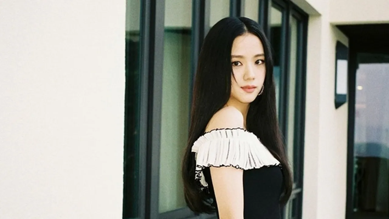 5 Fakta Si Cantik Jisoo BLACKPINK, Punya Kebiasaan Aneh