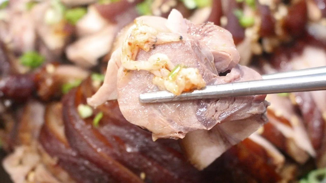 5 Resep Khao Kha Moo Makanan Non Halal Thailand yang Bisa Dibuat dengan Praktis