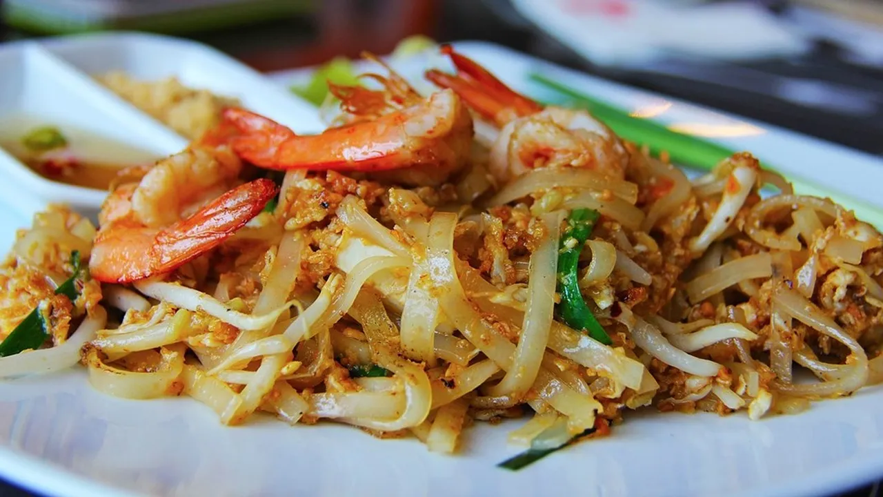 5 Resep Pad Thai dengan Bahan Seadanya yang Praktis, Cocok Jadi Lauk Makan Bareng Keluarga