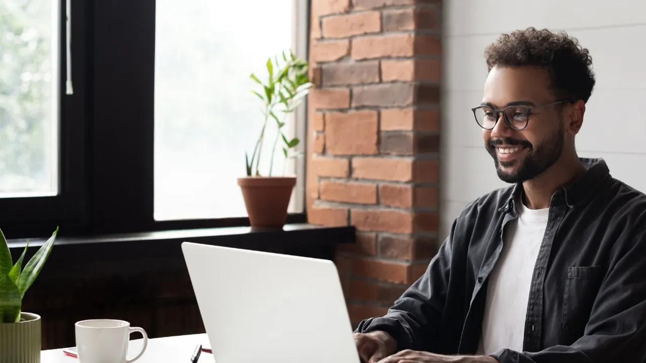 5 Strategi Jitu Agar Tetap Produktif Saat Bekerja dari Rumah!