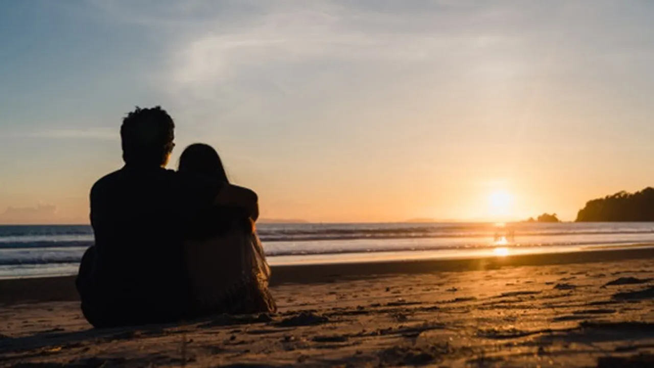 50 Kata Bijak tentang Cinta untuk Diri Sendiri dan Pasangan, Ajarkan Kebijaksanaan dalam Hubungan