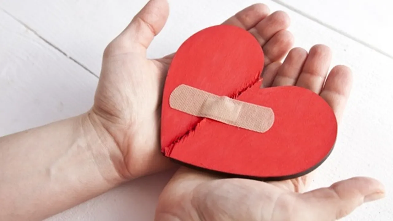50 Kata-Kata Putus Cinta yang Menyakitkan, Keluhan Patah Hati Penuh Kesedihan