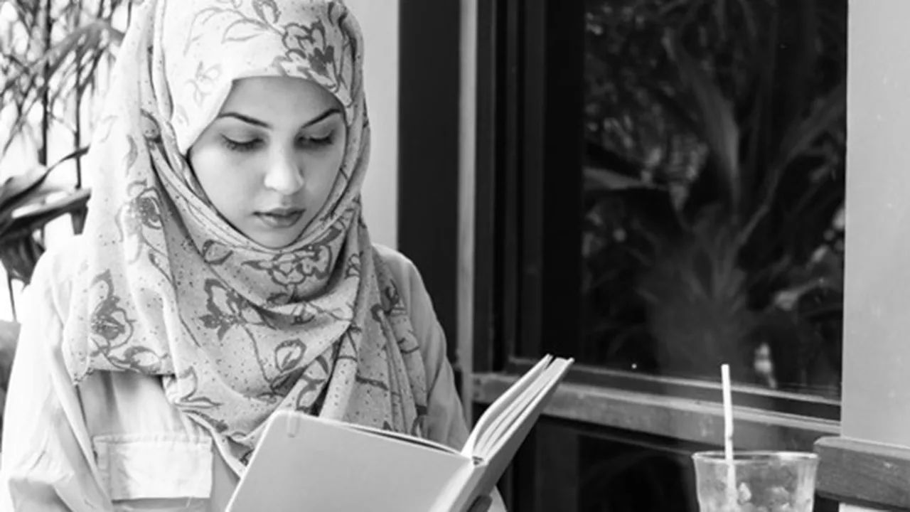 51 Kata-Kata Wanita Sholehah yang Memotivasi, Jadi Bijak Memaknai Hidup