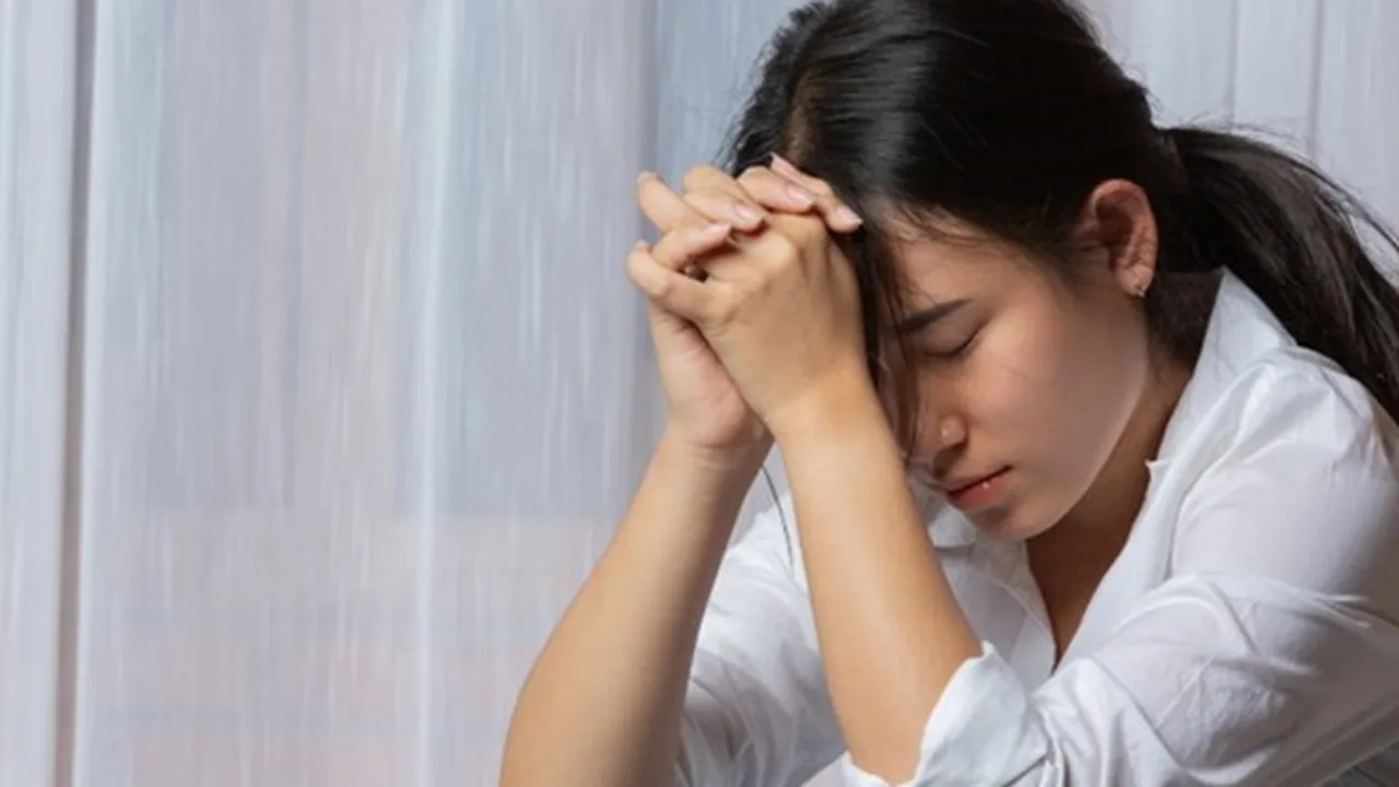 54 Kata-Kata Dikhianati yang Menyakitkan, Penuh Haru Akibat Hati Terluka