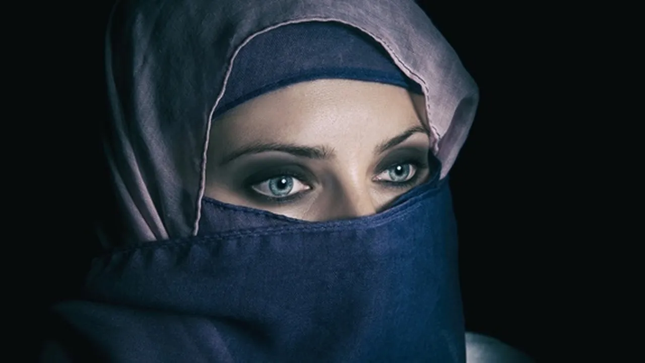 54 Kata-Kata Sedih Islami Bijak dan Bermakna, Jadikan Renungan Buat Introspeksi Diri