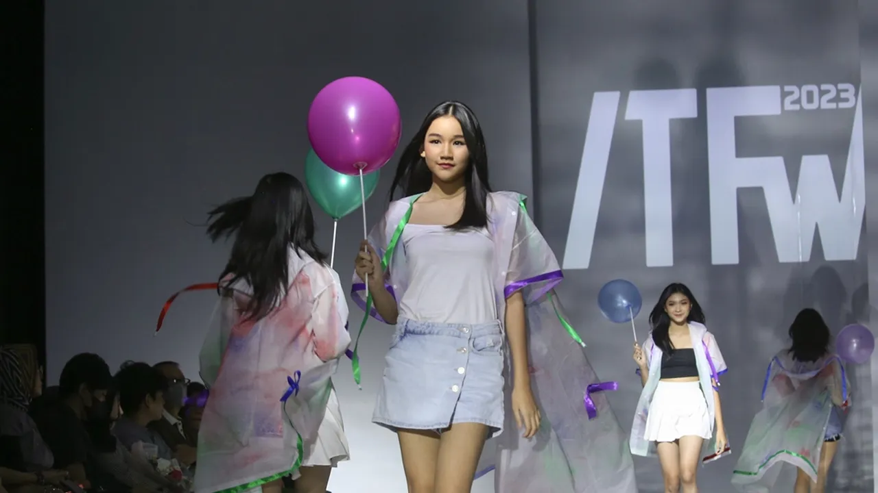 55 Finalis Siap Berlaga di Teen Fashion Week (ITFW) 2023