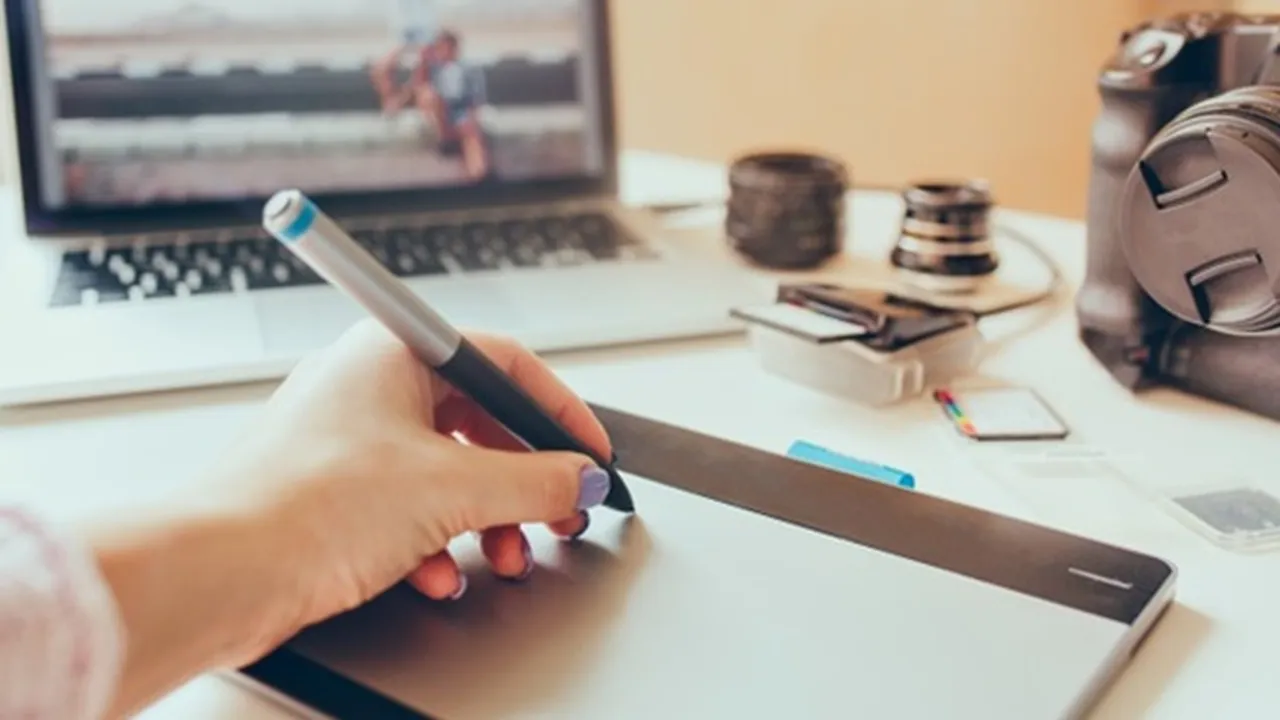 55 Kata Kata Editor Terlampaui Keren, Kreatif dan Super Imajinatif Buat Media Sosial