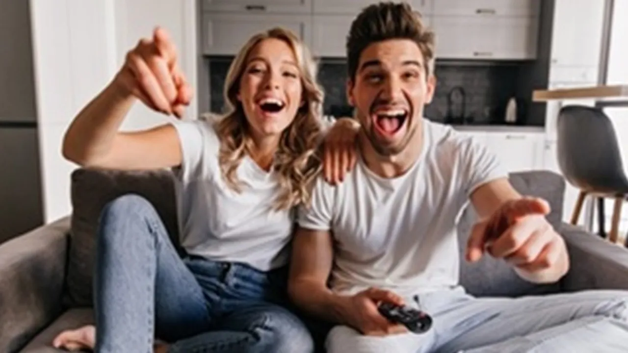 100 Kata-Kata Lucu buat Pacar Ketawa Ngakak dan Bahagia, Menghibur - Bikin Hubungan Awet Harmonis