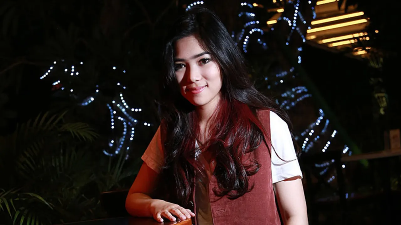 6 Alasan Mengapa Isyana Sarasvati Pantas Jadi Idola Masa Kini
