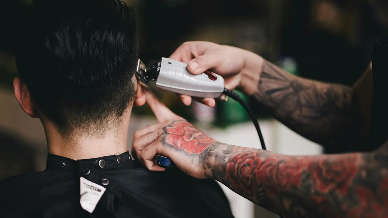 6 Arti Mimpi Lihat Rambut Kakak Dibotakin Menurut Primbon Jawa, Bisa Jadi Peringatan
