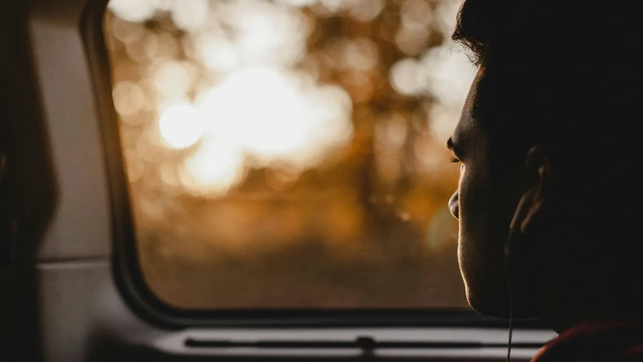 6 Arti Mimpi Naik Mobil dengan Orang yang Tidak Dikenal, Bisa Jadi Pertanda Penting dari Alam Bawah Sadar