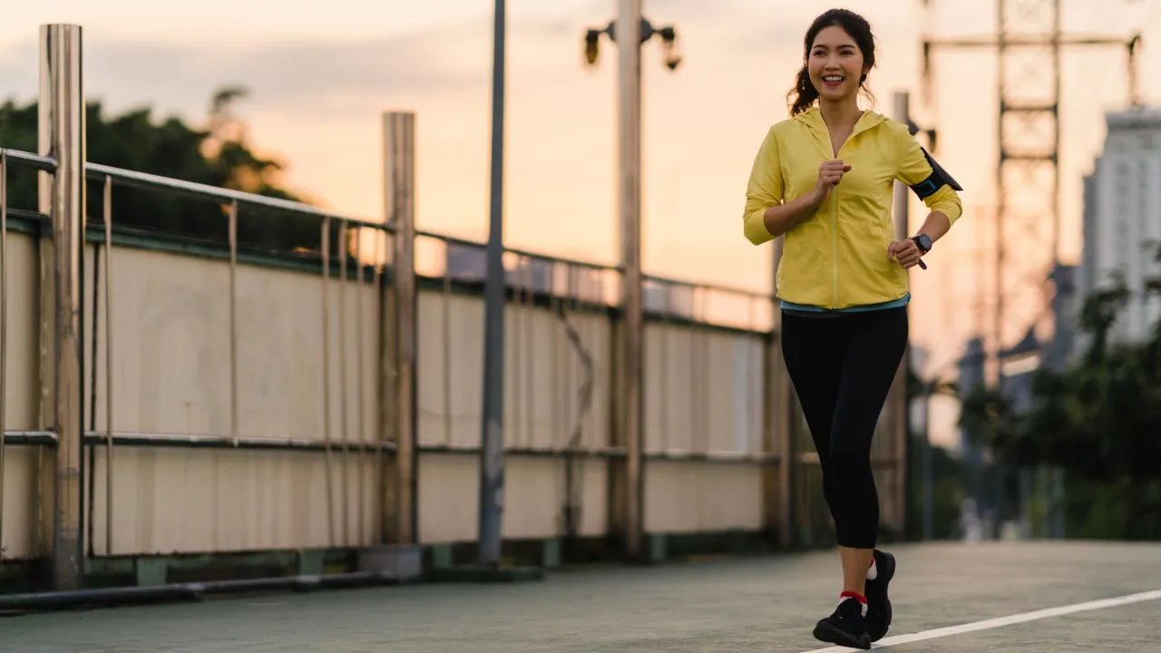 6 Cara Lari agar Kaki Tidak Sakit, Pemula Wajib Tahu Sebelum Mulai Rutin Jogging 6 Cara Lari agar Kaki Tidak Sakit, Pemula Wajib Tahu Sebelum Mulai Rutin Jogging