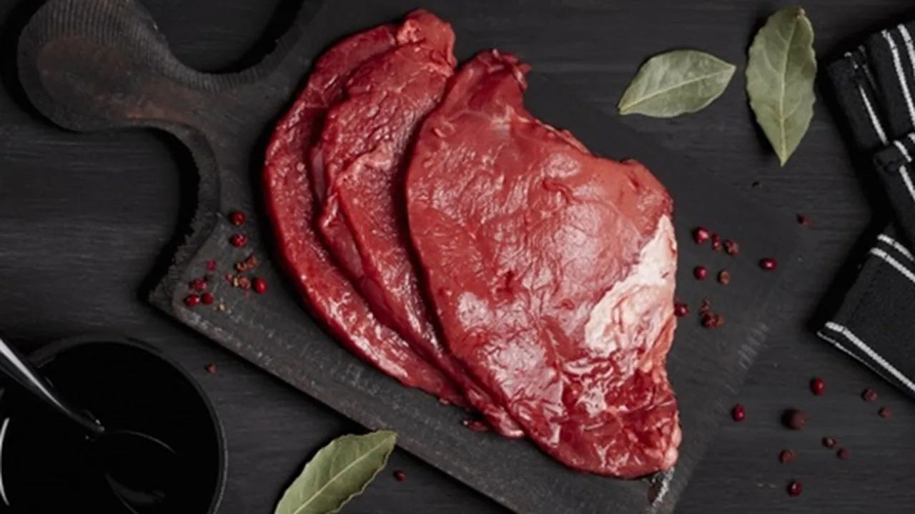 6 Cara Memasak Daging Agar Empuk dan Lembut, dari Metode Rebus - Teknik Potong