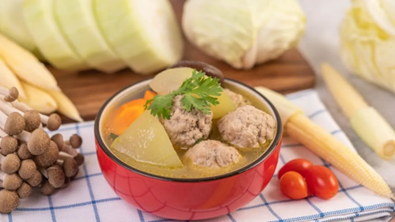 6 Cara Membuat Kuah Bakso Gurih dan Kaldunya Berasa