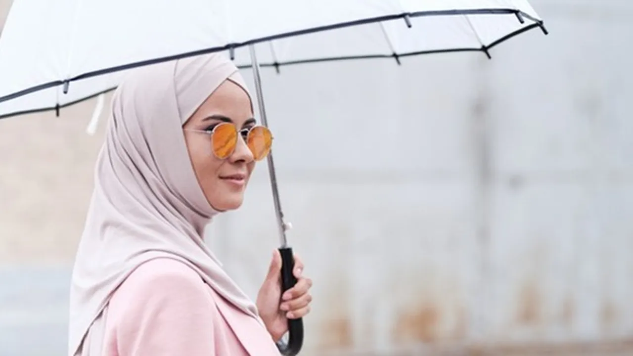 5 Cara Mencegah Kulit Belang dengan Mudah Bagi Perempuan Berhijab