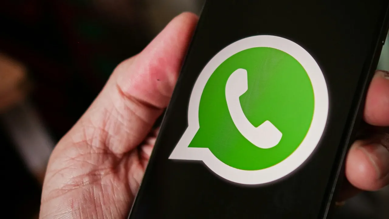 6 Cara Mengembalikan Chat WA yang Terhapus Sebelum di-Backup, Praktis Banget