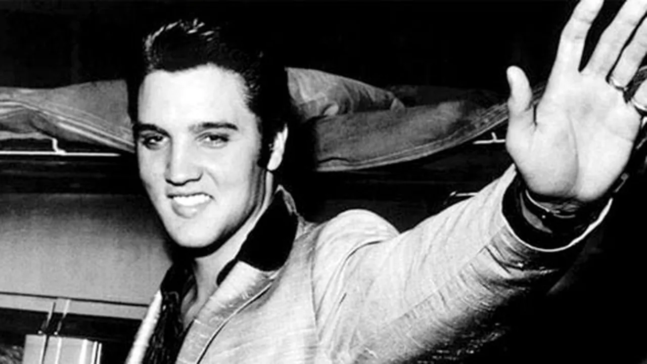 6 Musisi Tunjukkan Cinta Pada Elvis Presley