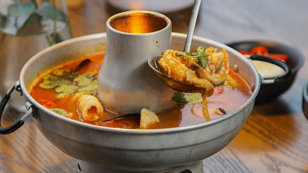 6 Resep Chinese Hot Pot Praktis yang Cocok untuk Dibuat di Rumah