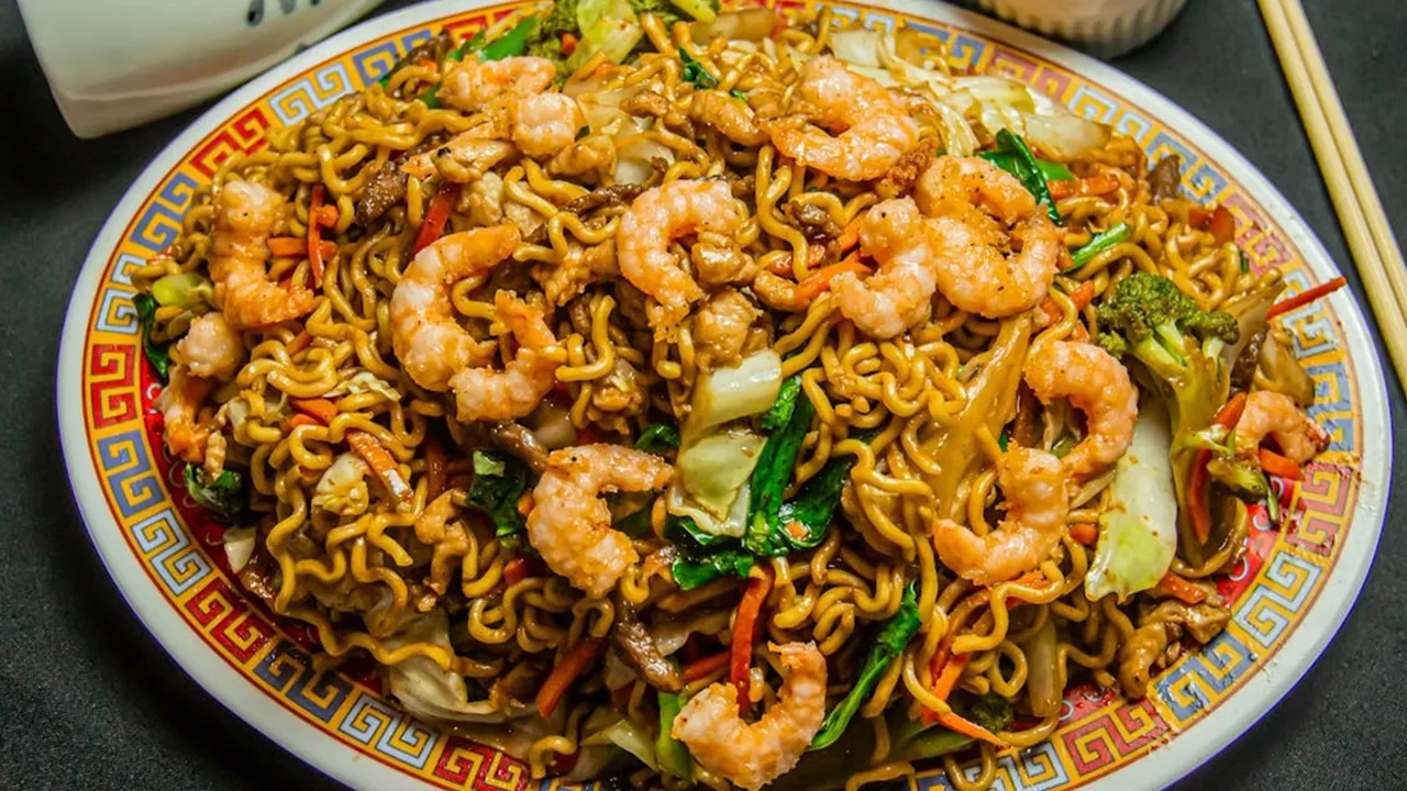 6 Resep Chinese Noodles yang Praktis untuk Dibuat di Rumah