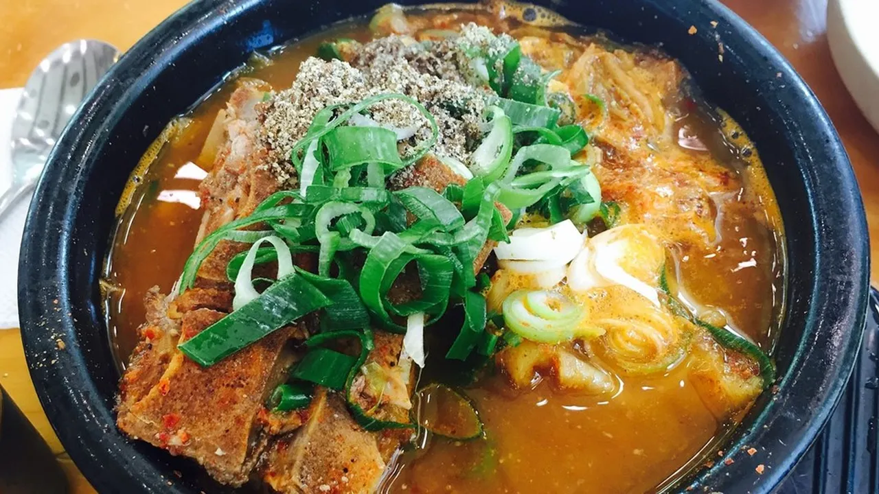6 Resep Makanan Korea Berkuah versi Halal yang Cocok Jadi Makanan Sehat - Vegetarian