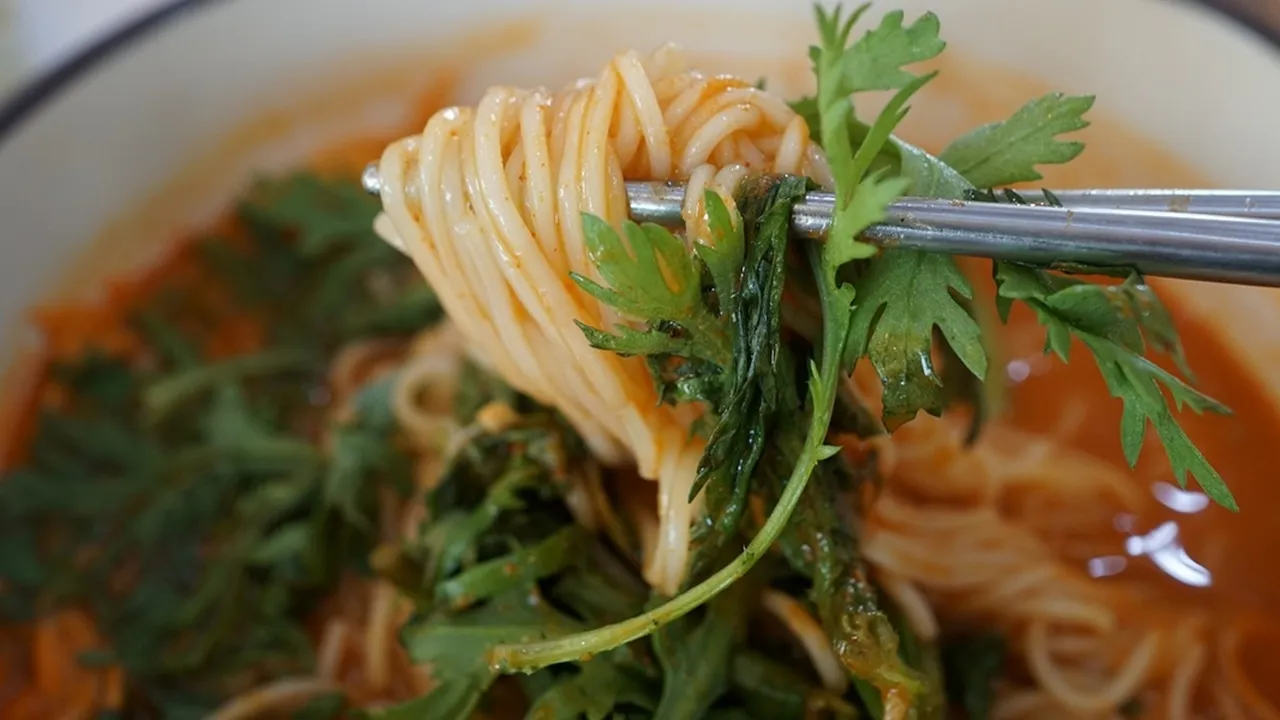6 Resep Mie Tomyam Thailand yang Praktis dan Anti Gagal, Cocok Jadi Hidangan Keluarga