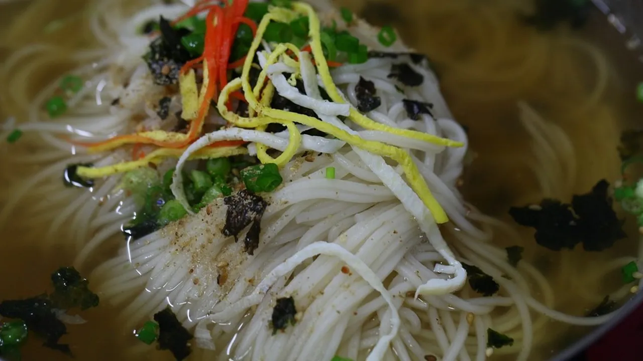 6 Resep Olahan Mee Sua ala Thailand yang Praktis dan Mudah Dibuat di Rumah