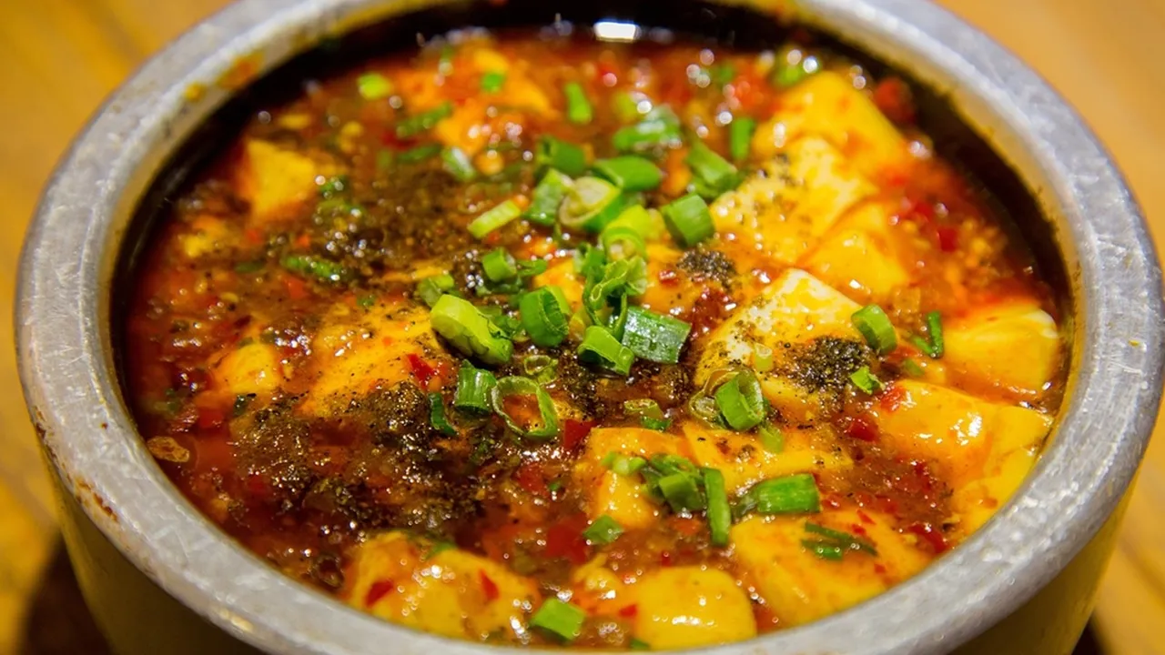6 Resep Olahan Sup Tahu Korea yang Praktis untuk Comfort Food Kala Hujan