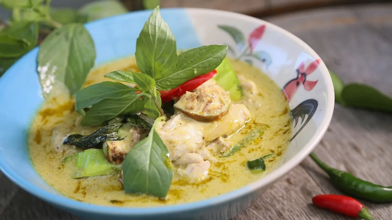 6 Resep Olahan Tom Kha Gai, Makanan Tradisional Thailand yang Terbuat dari Santan