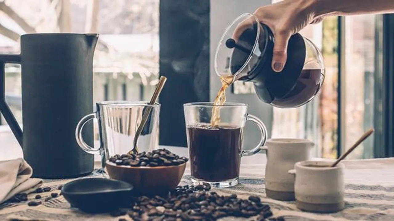6 Tips Minum Kopi yang Aman untuk Perut dan Jantung, Beserta Kandungan Kafein di Setiap Jenisnya