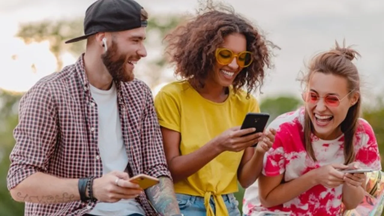 60 Caption Lucu Ngakak Tapi Bermakna, Bikin Keren Postingan - Jadi Hiburan di Kala Sedih