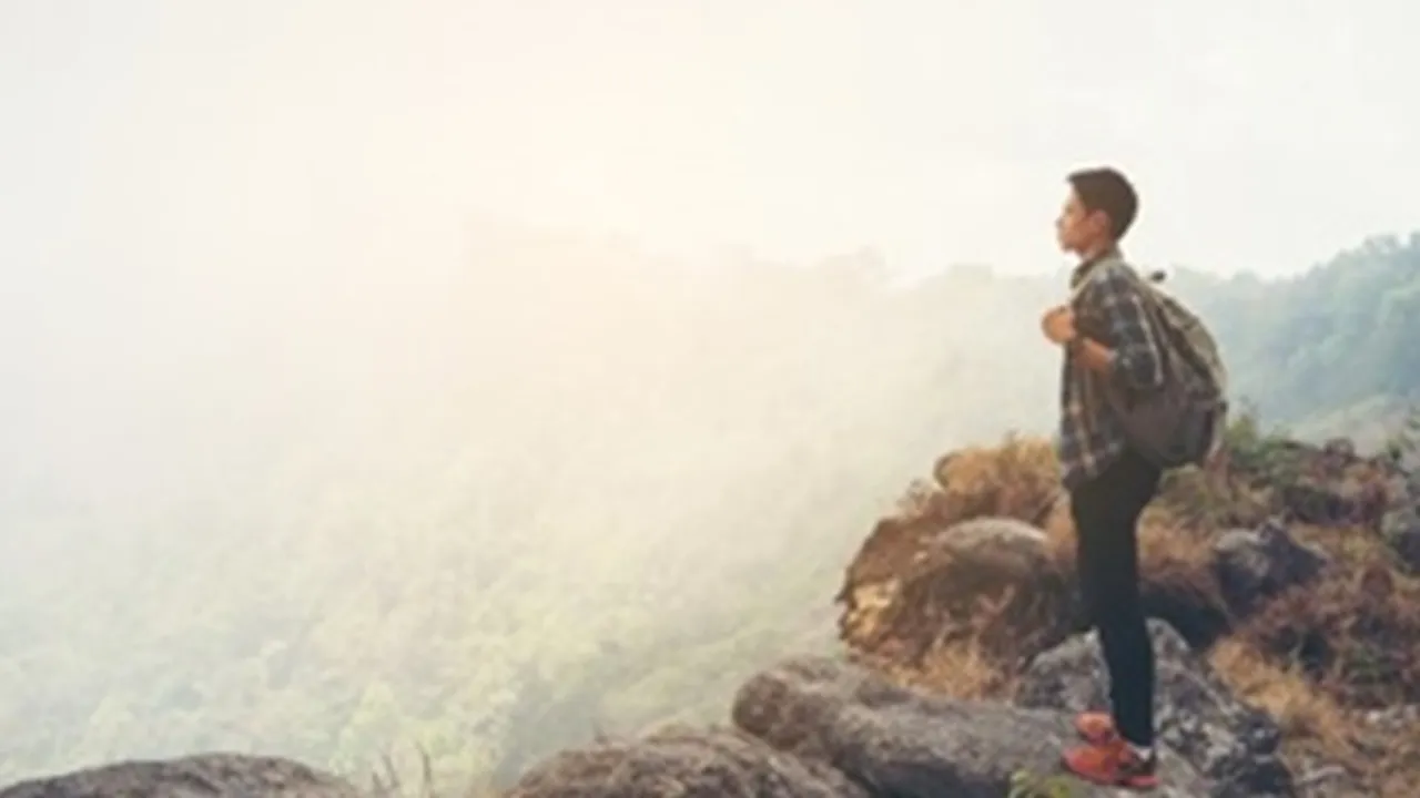 60 Caption Pemandangan Singkat Penuh Makna, Sumber Inspirasi - Bikin Postingan Makin Keren