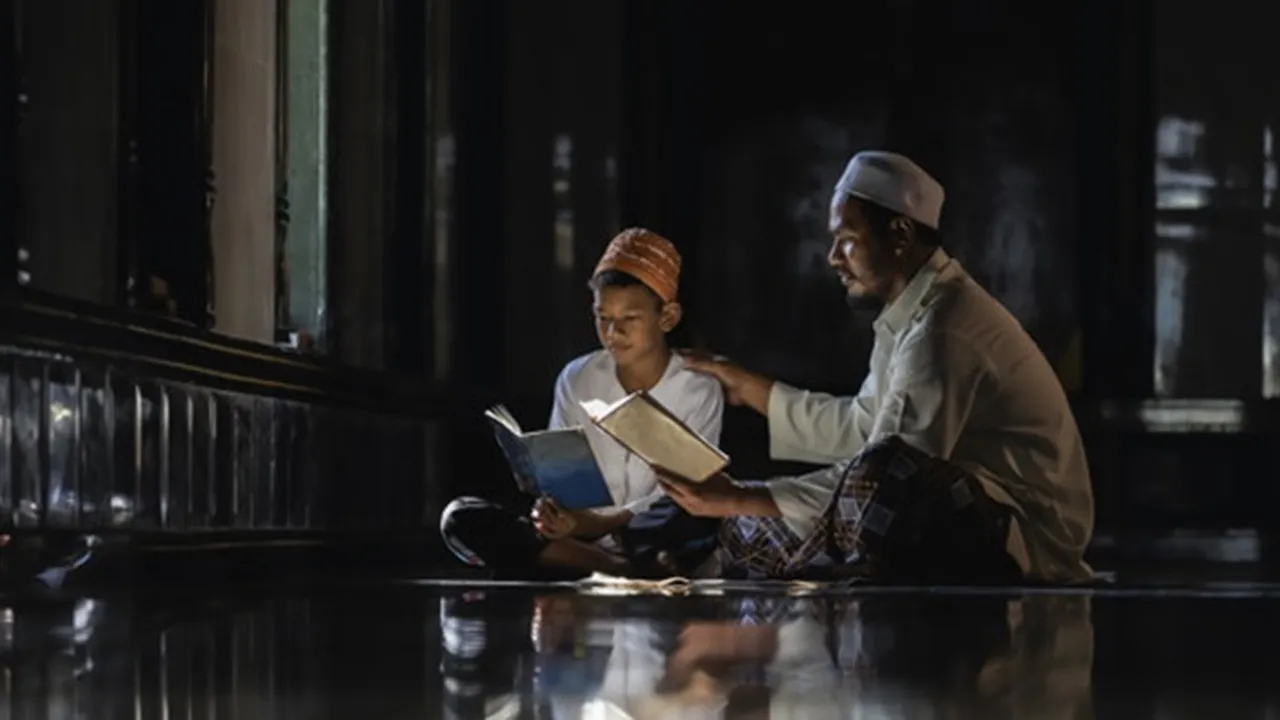 60 Kata-Kata Islami Singkat Penuh Makna, Menyentuh Hati - Buat Hidup Lebih Berarti