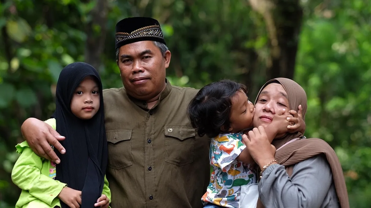 60 Kata Lebaran 2025 yang Penuh Makna untuk Memohon Maaf, Cocok untuk Kolega - Keluarga