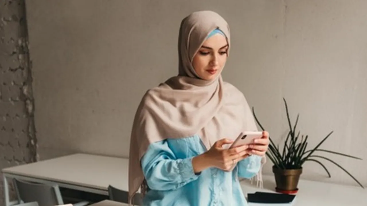 151 Caption Muslimah yang Bijak dan Menyentuh, Jadi Penyejuk Hati Sekaligus Renungan Diri
