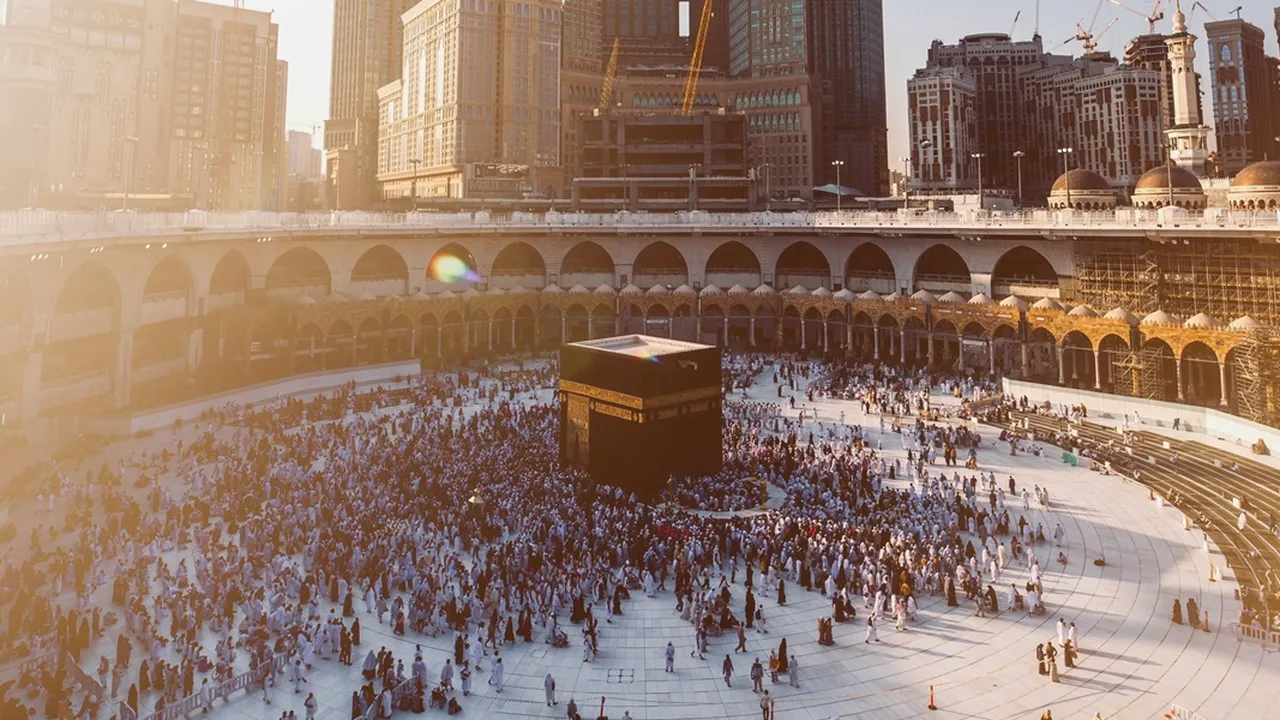7 Arti Mimpi ke Mekah yang Punya Makna Mendalam, Jadi Pertanda Baik Bagi Seorang Muslim