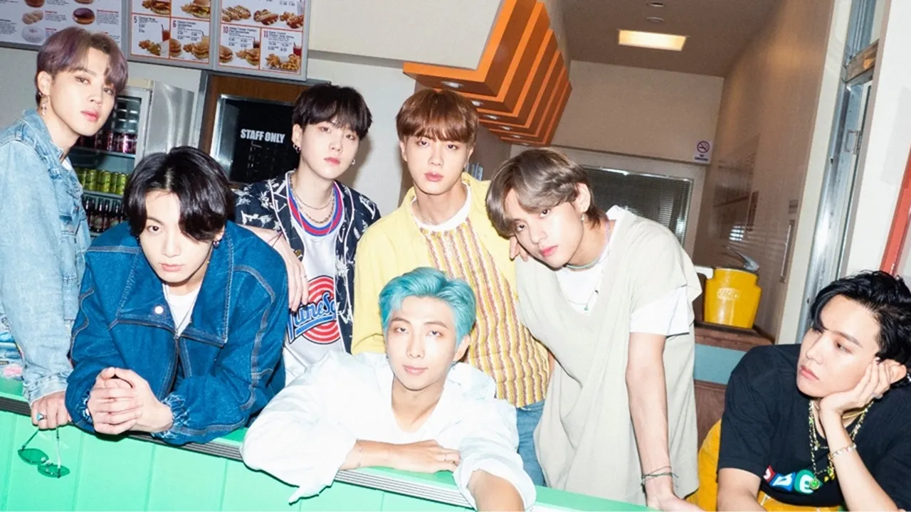 7 Cara Unik Mengusir Stres Ala Para Member BTS, Cocok Dicoba Saat Lagi di Rumah Aja