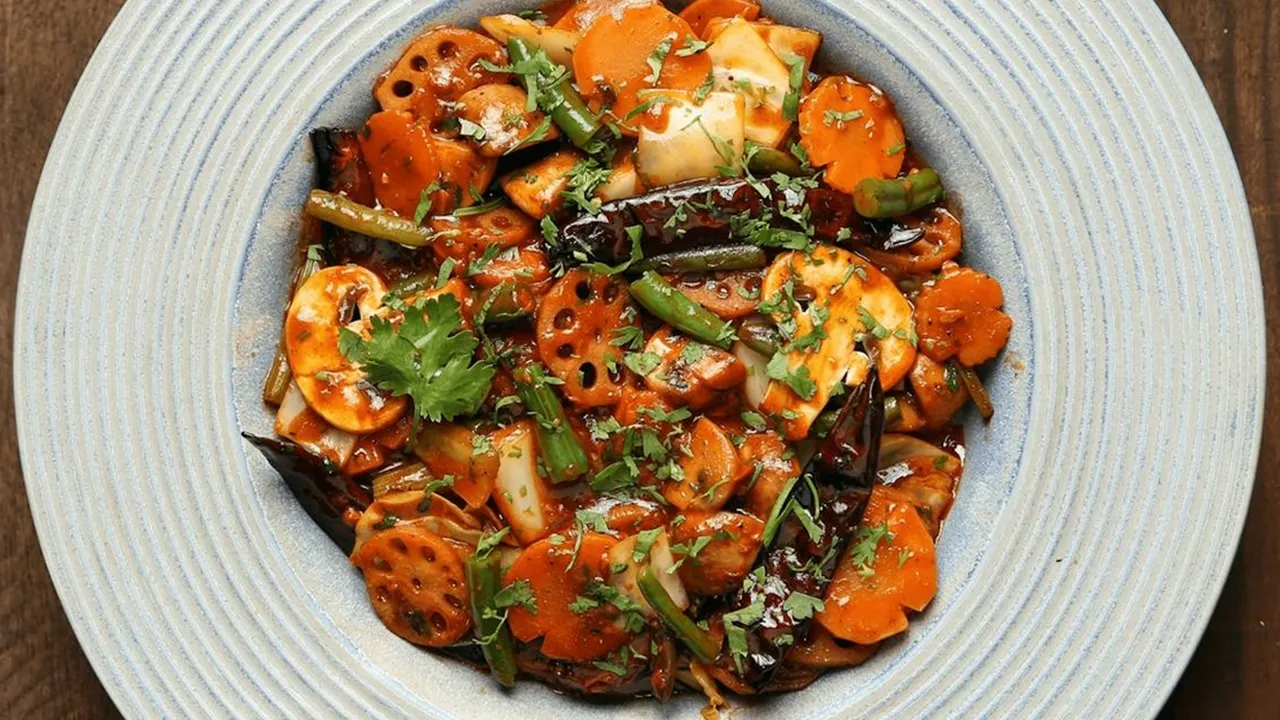 7 Kreasi Resep Sayur Lotus Dari Tumisan hingga Hidangan Berkuah yang Menggugah Selera