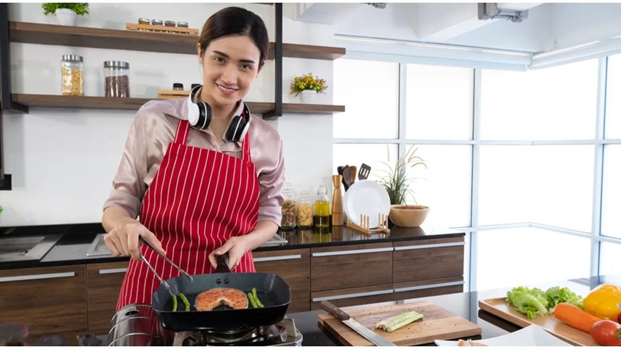 7 Lagu Dangdut Ini Cocok Dijadiin Backsound Masak, Bisa Bikin Auto Goyang