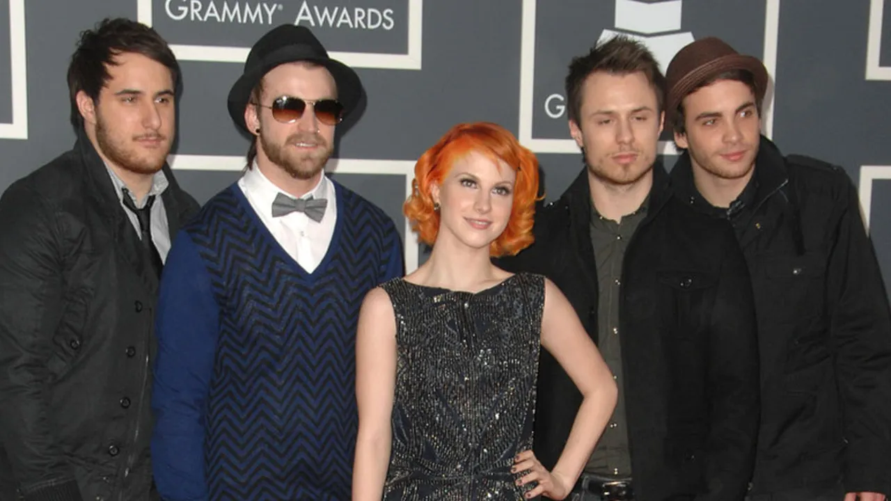 7 Lagu Paramore Yang Mungkin Kamu Lupakan