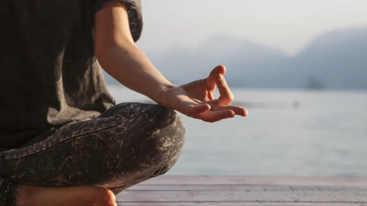 7 Manfaat Meditasi Bagi Kesehatan Tubuh dan Cara Melakukannya, Tidak Hanya untuk Ketenangan