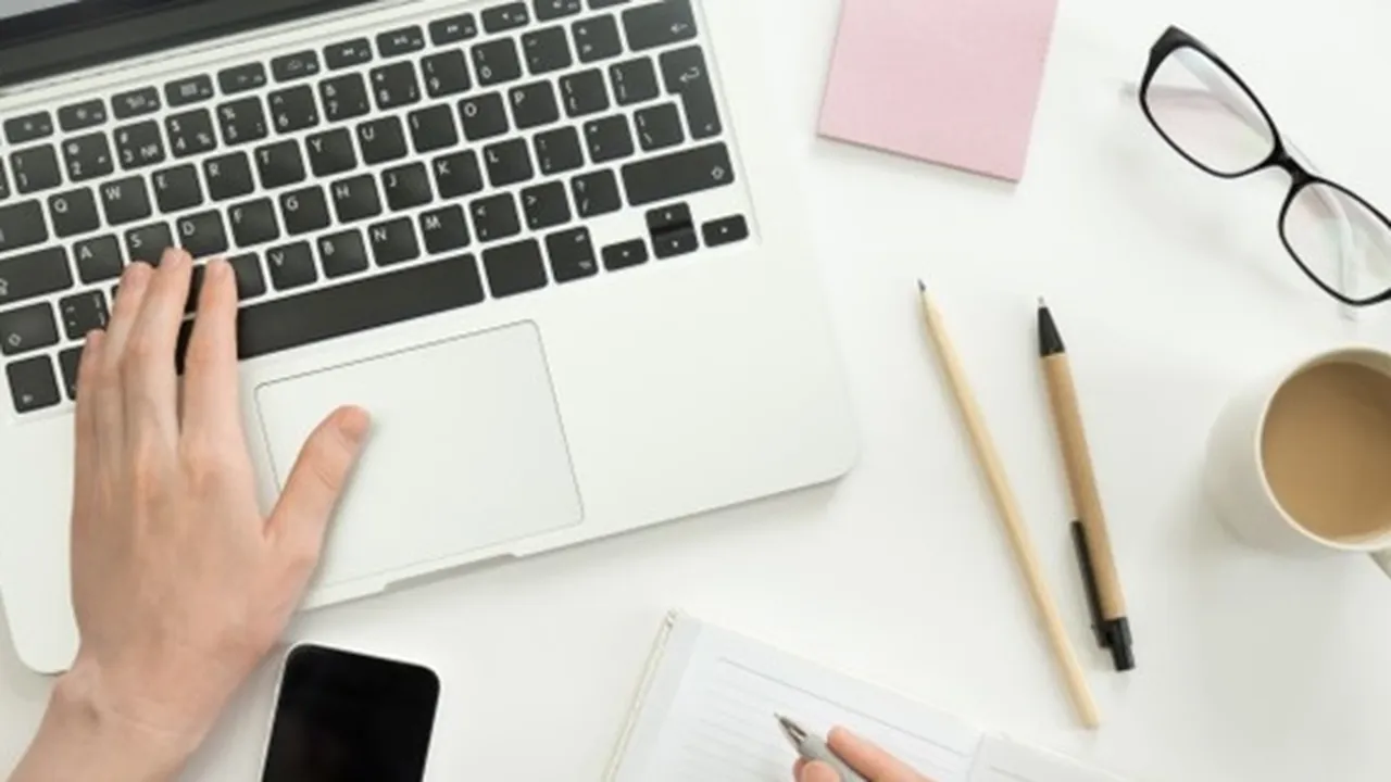 7 Penyebab Laptop Mati Sendiri yang Perlu Diketahui, Kenali Sumber Masalahnya