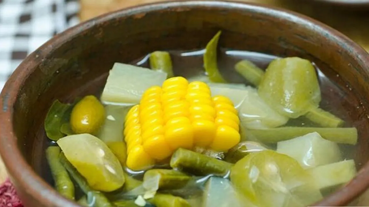 7 Resep Sayur Asem Paling Praktis dan Enak, Sajian Sehat yang Menyegarkan