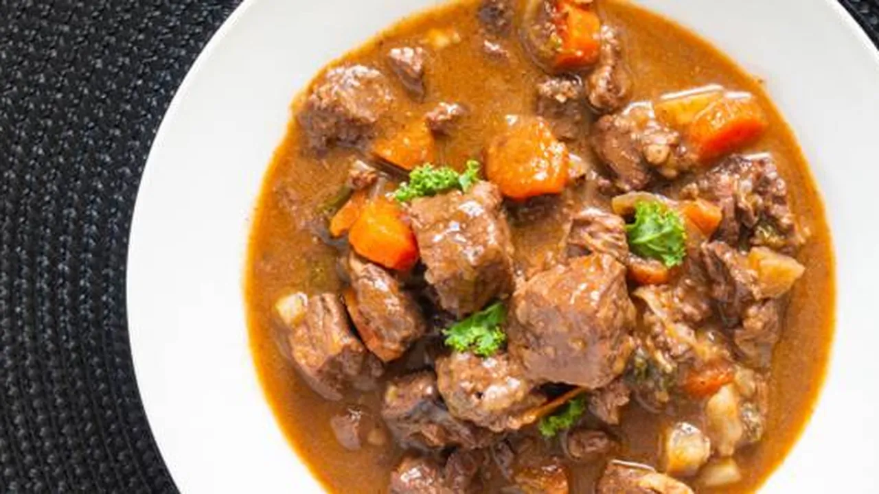 7 Resep Semur Daging Sapi yang Empuk dan Mudah, Cocok Jadi Menu Lebaran Praktis