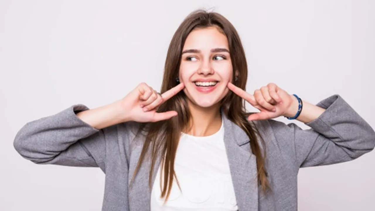 7 Tips Merawat Gigi Agar Tetap Sehat dan Bersih