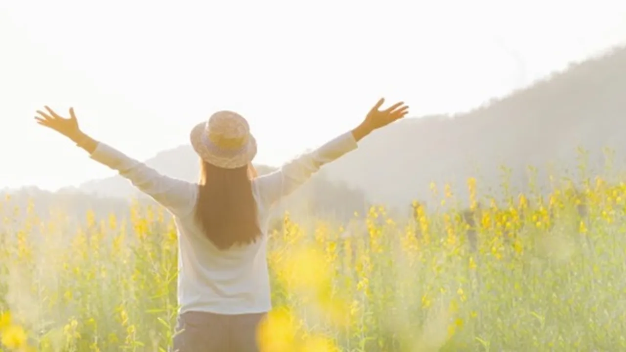 79 Kata-Kata Sederhana Tapi Bermakna, Paling Inspiratif Membantumu Berpikir Positif