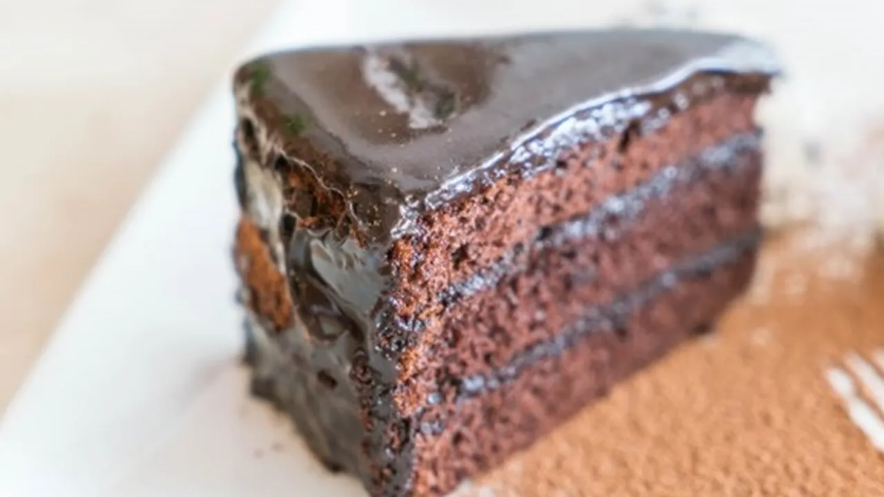 8 Cara Membuat Brownies Kukus Lembut, Enak dan Tidak Bantat