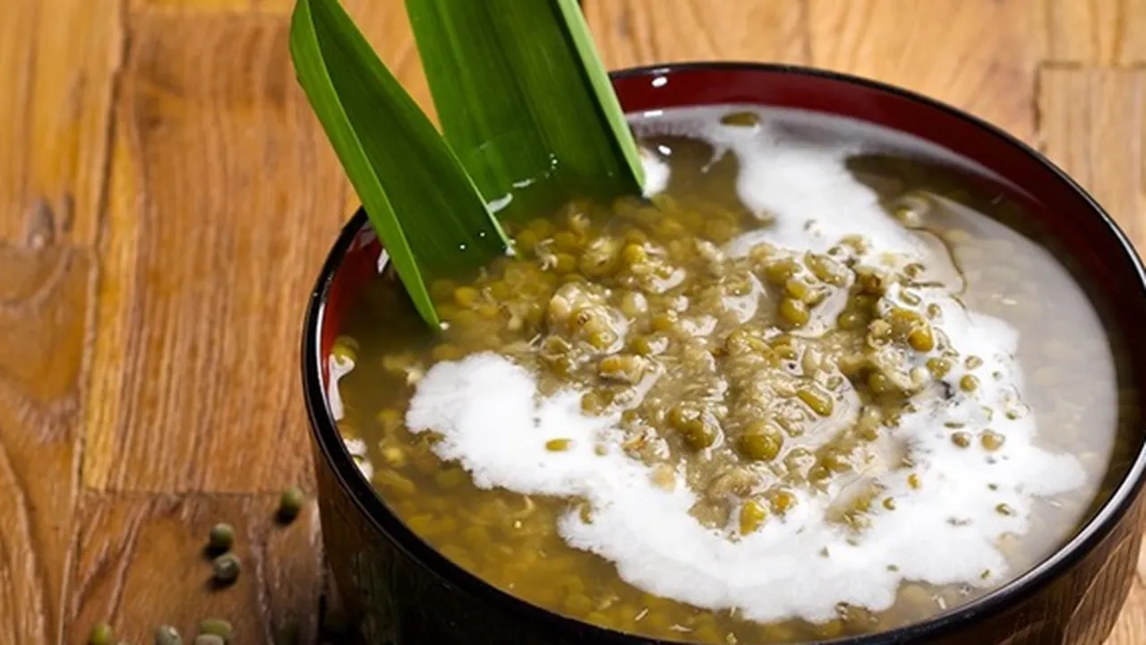 8 Cara Membuat Bubur Kacang Hijau Praktis, Enak dan Lembut