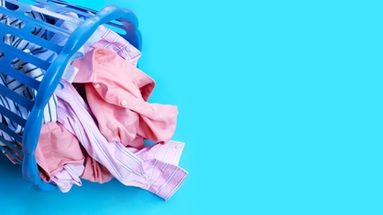 Bahaya Jika Langsung Dipakai, Begini 8 Tips Mencuci Baju Baru yang Benar dan Tepat