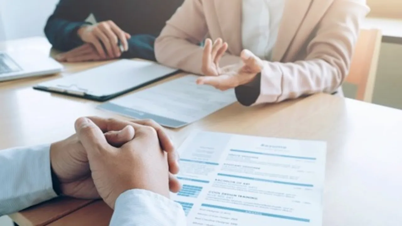8 Contoh Kekurangan Diri yang Positif Saat Wawancara, Bikin Semangat dan Pede