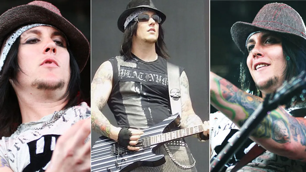 8 Fakta Soal Gitaris Avenged Sevenfold Yang Kamu Harus Tahu